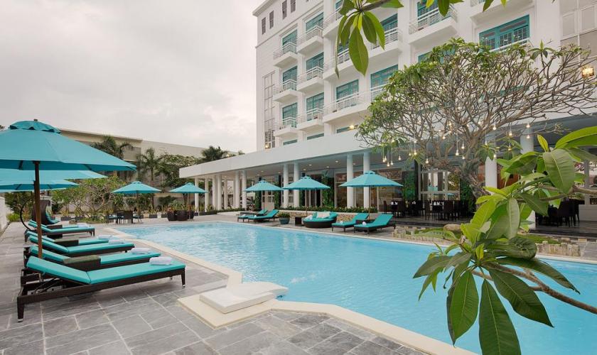 Flora Beach Hotel & Spa Đà Nẵng